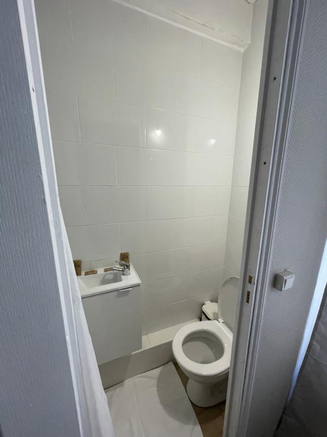 Hotel Central แซงต์-เดอนี ภายนอก รูปภาพ
